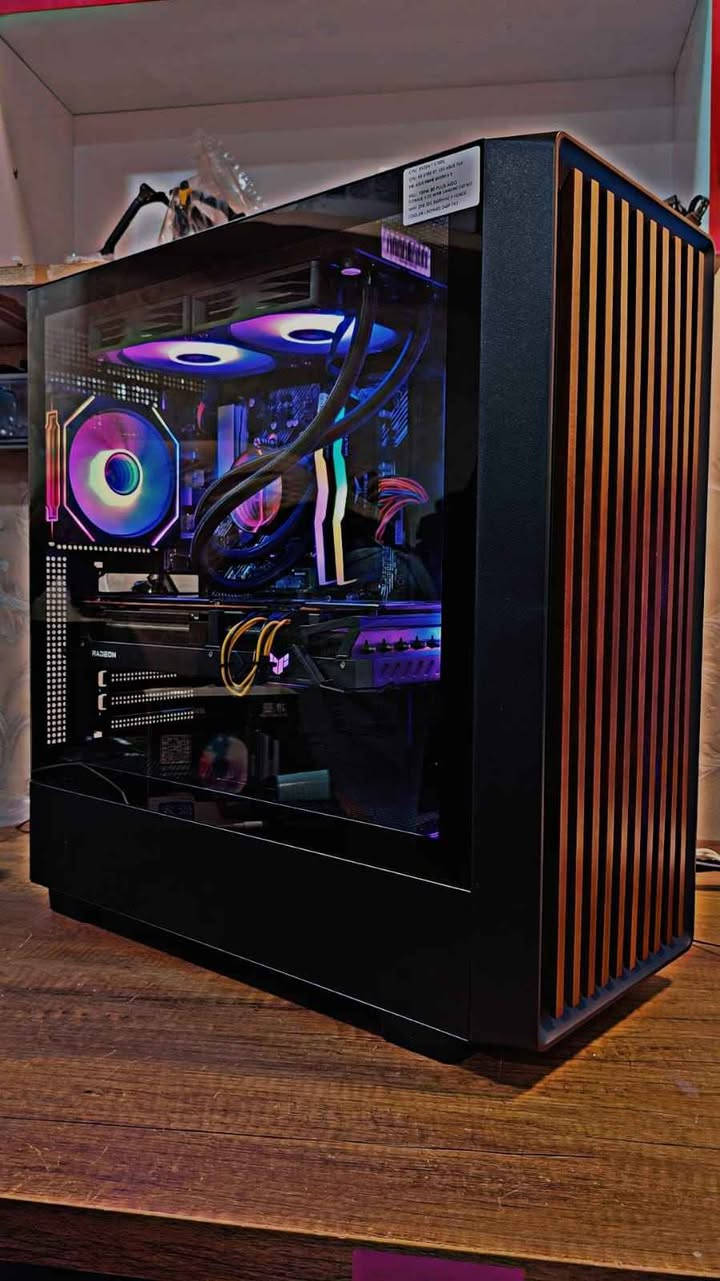 🔥 Gaming PC Build 🔥

CPU: RYZEN 7 5700X
GPU: RX 6700 XT 12G ASUS TUF
MB: ASUS PRIME B450M-A II
PSU: 700W 80 PLUS AIGO
STORAGE: 512GB NVME SAMSUNG 860 EVO
RAM: 32GB 3600MHZ T-FORCE (2×16)
COOLER: LEOPARD 240P TK1
CASE: WJCOOLMAN

💥 ئەم کەیسە بۆ یارییە بەهێزەکان و گرافیکی بەرز زۆر گونجاوە
🎮 FPS بەرز لە زۆربەی یارییەکان
⚡ دیزاینێکی راقی و RGB جوان
🖤 گونجاو بۆ Gaming و Streaming و Editing أربيل, العراق


**إذا كنت صاحب هذا الإعلان وتريد حذفه لأي سبب، رجاءا أرسل رسالة إلى الدعم الفني**