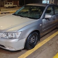 سوناتا للبيع موديل 2008 محدث بجم 10 07700432421