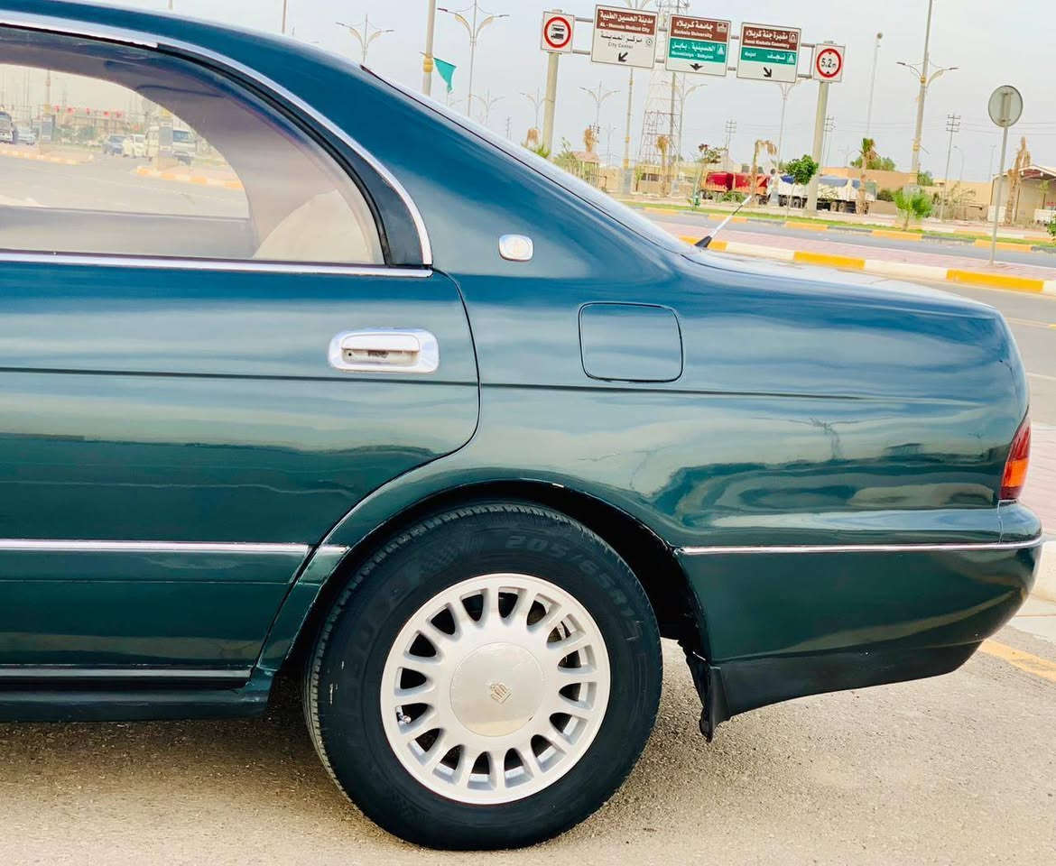 السلام عليكم ورحمة الله 
للبيع بطه متصل لون زيتوني موديل 1993 رقم بصره تحويل مباشر 
گير ومكينه 2500 شرط النظافه 
السياره كفاله عامه من كص ونقل وعيب وضربه واصوليات فقط رشه جماليه اثر جراد مابيها قطره معجون السياره جاهزه من دواخل حاويه تبريد ثلج ❄️ تخم تاير حداديه كهربائيات كلها شغاله ويل بچم بك لايت ادامه جديده باتري داينمو سلف مامخلي بيها نقص مال جناي مكان السياره كربلاء السعر 50 وبيها مجال بسيط 
للاتصال،، ***********
