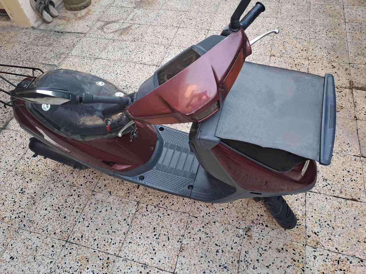 مطور. معمر مره وحده  للبيع مكاني موصل حي التحرير 
سعر 350 الف بيه مجال للطيبين

***********
