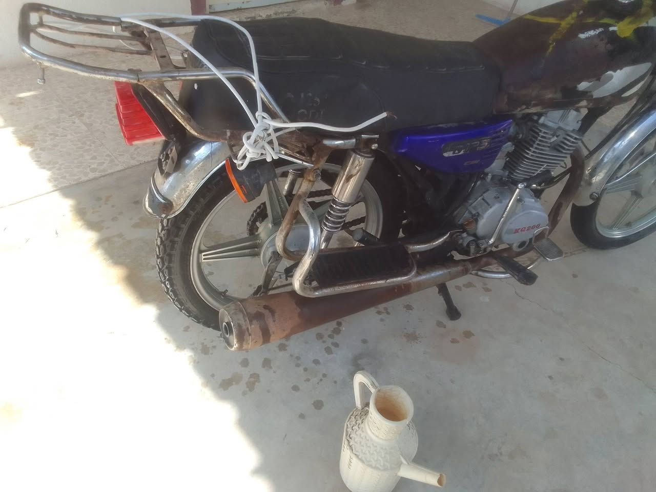 دراجه خمسه كير للبيع ما بيه اي نقص تايرات ويل جدد محرك مجفت جديد شغال سلف كهربائات كله شغال السعر 300وبه مجال خابر وتدلل***********زين***********
