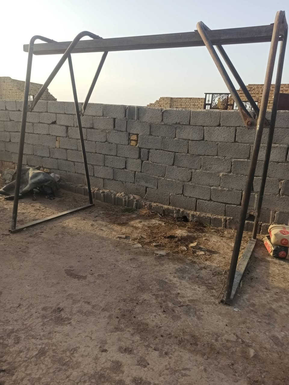 ونج للبيع ايطالي اصلي مامستخدم قليل كامل تواصل 0788 259 9111 داخل قلعة سكر
