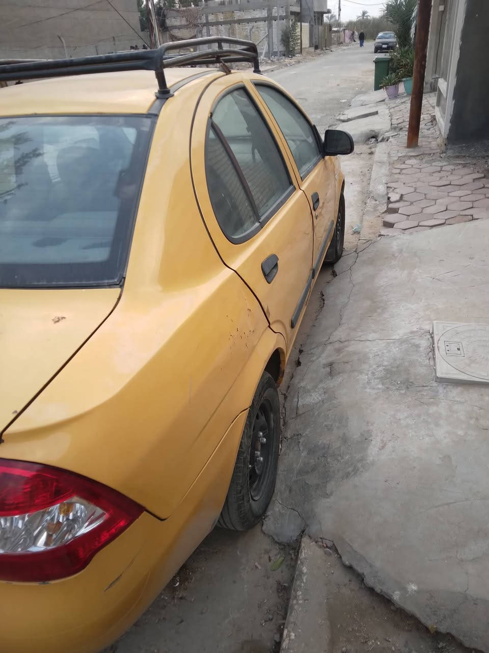 السلام عليكم للبيع طيبه موديل ٢٠١٥ رقم بغداد مصفره هيئه سياره جاهزه كير محرك  خير من الله تبريد نقص بس غاز  مكاني بغداد المحمودية ٣٤ وبيها مجال بسيط وهذا رقمي ***********
