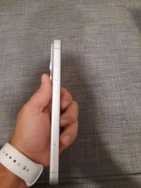 البيع فوال مواصفات بطاريته 100٪سعرها مليون 60007885318457