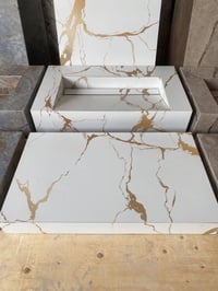 عمل مغاسل بورسلاين حسب الطلب  والوان والقياس    رقم ٠٧٨٢٧٩٥٩٧٨٣