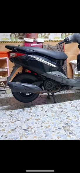 سلام عليكم دراجه بريز للبيع دراجه جديده مكينه مامفتوحه كفرات ختم واحد سلف هندر كهربائيات كلهة شغاله دراجه جديده  السعر 700 وبيه مجال المكان حي اور الاستفسار ***********
