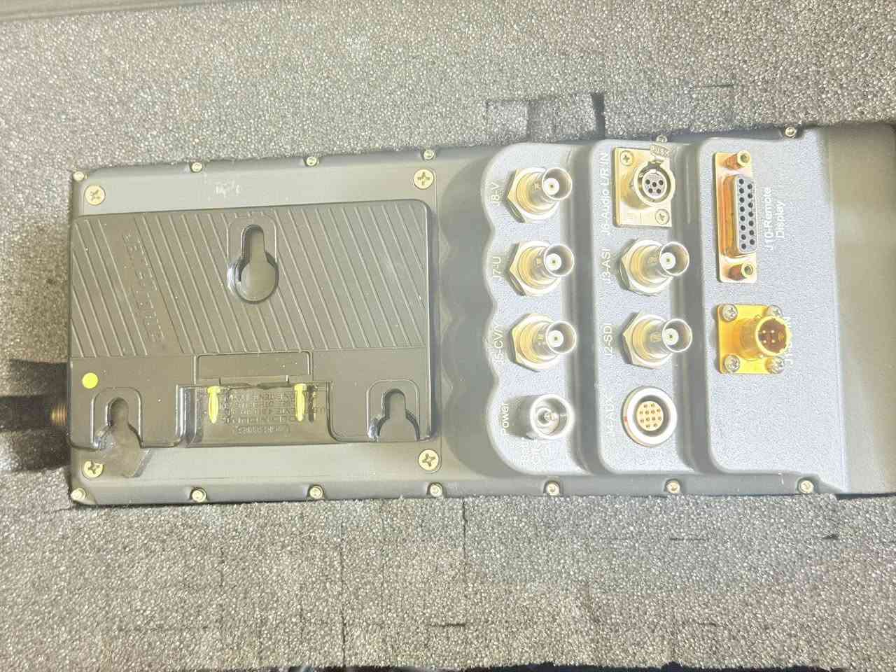 جهاز بث امريكي البيع الشراي يراسلني واتساب ***********
