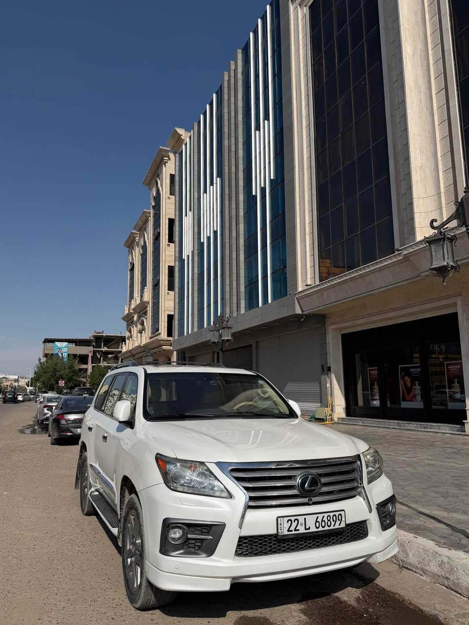 السلام عليكم (مكلف بنشر)  
لگزز 2014 اربيل بأسم 
شخص تريد وكالة او تحويل
السيارة بيه 3 بيبان مبدلات ومصبوغات فقط 
مكان السيارة بصرة دور النفط
سعر السيارة 355$ 
رقم صاحب الحلال 

*********** البصرة, العراق
