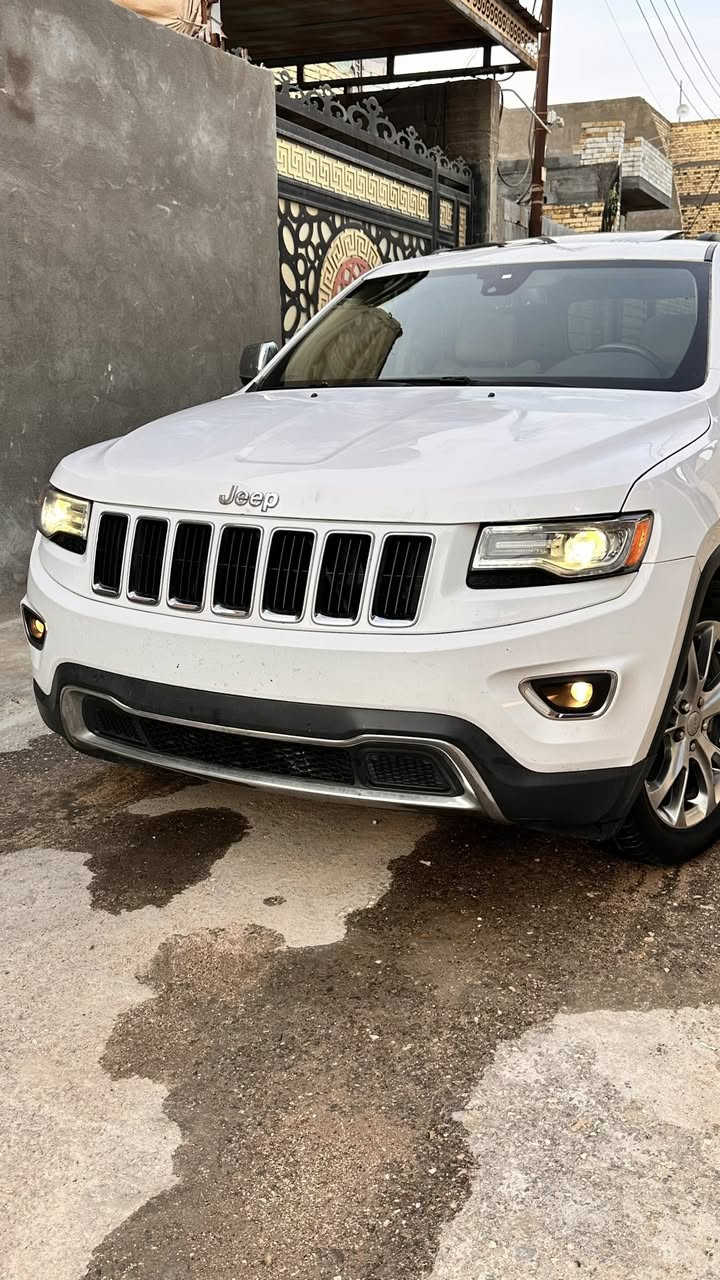 جيب جراند شيروكي ليمتد
مـديل 2015 كصه جنطه

￼#ادوات_ادوات_دخول_جديد #متؤمة_انگليزي_شغل_اصلي

محرك  3600/V6 ✈️
كير ماوس
بنوراما

ليت عدسه زنون
كشنات كهرباء  
تبريد ثلج 

دمان خلفي
حداديه جديده 
تخم تاير جديد

بصمة تشغيل 
فول تحكم ستيرن 
جنطه كهرباء 

#الـمكان_البصرة🇮🇶
#السعر_اتصل_وتدلل 
 ‭***********
