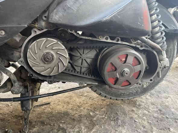 سلام عليكم دراجه ماكس ثعلب البيع الدراجه حلوه ونضيفه كلجات امامي خلفي رياضي بيها المكينه بلادي ما مفتوحه قايش رياضي نكره سلف بكل وكت بيها شلعه ومعدل تشك الكاع سعرها 500 مكاني بغداد يم ساحه عدن أو مطعم سالم دعبول ***********
