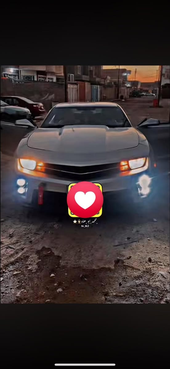 ▪️ المحرك: V6
▪️ ناقل الحركة: ( أوتوماتيك)

▪️ اللون: رصاصي 

جاهزه بيها فقط نقص ضفيره لان تقطع ب المشي تبديل ضفيره لان تعبانه مكينه مكفوله 

***********
