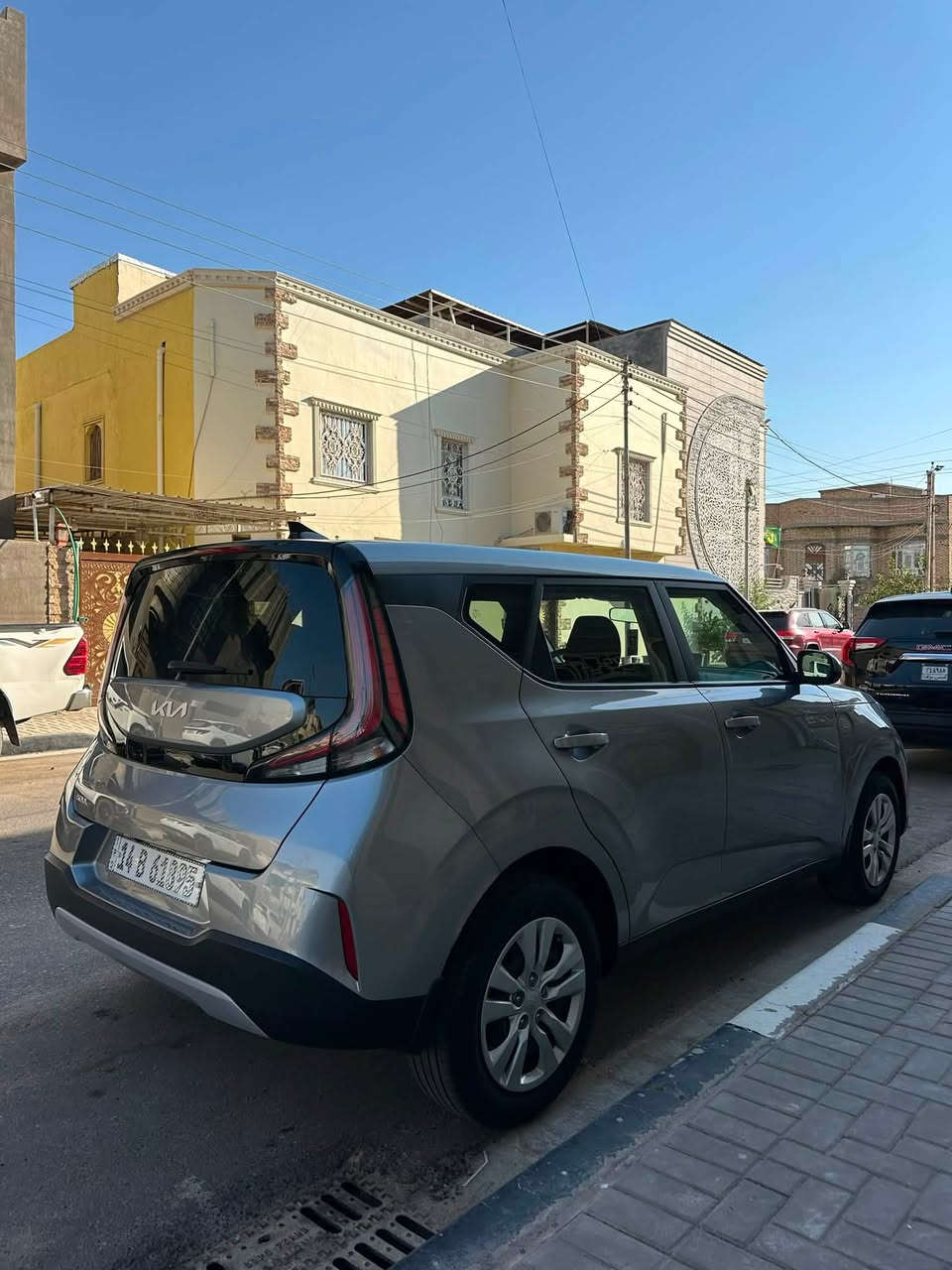 تحبة طيبة
كيا صول

 موديل 2023 

رقم بصرة بأسمي 

سنوية لغاية 2031 

لون رصاصي 

ماشية 36 

وارد امريكي 

محرك 2000 دوش 

ضررها جاملغات معدلات بارد

 والدعاميه مبدله نفس اللون 

صور الضرر منشوره 

السعر 132 وبيها مجال 

اخوان الشراي كل التفاصيل واضحه كدامه 

للاستفسار *********** 

مكاني البصرة المعقل دور المهندسين
