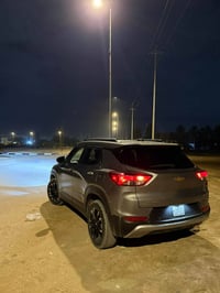 تريل بلايزر 2023 فئة الRs محرك 1300تيربو شرط الفحص بيه بس قطعه وحده بن...