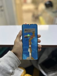 هوت 8 • شاشة مستخدمة • كربلاء