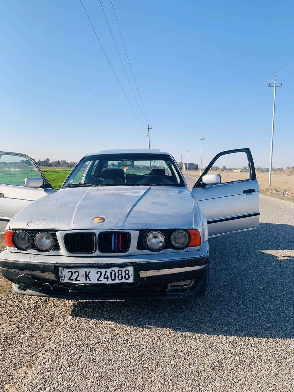 سلام عليكم بي ام 535موديل 1991محرك 6سلندر 20كبس فتحه تقف  سنويه لل27يرادلهة دعاميات وصبغ تبريد لكمبريسر مابيهة عندي وكاله عامه وصاحبها موجود رقم شمالي اربيل مكينه جديد قبل شهرين ماخذهة سياره سعرهة45وبيهة مجال حك جيه ***********مكانهة ديالى تقاطع لوجيهيه
