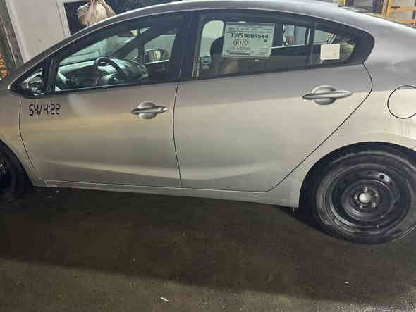 سلام عليكم فورتي مديل 2014 وارد امريكي شاير بل مري تحكم ستيرن سياره ما ناقصه السعر 95 وبيه مجال قليل
تصل عله رقم وبيك خير وتدل ***********
