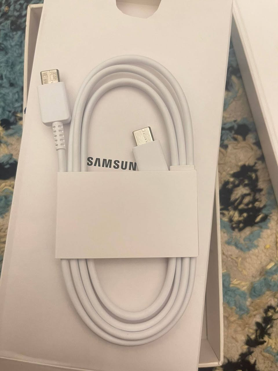 سلام عليكم جهاز سامسونج A35 نضافة كدامك مامفتوح ولا مبدل بي أي شي بعدة جديد شحن سريع ويطول يوم كامل مع ملحقات كارتونة وكيبل تاب سي سعرة 325 العنوان بغداد الرئاسة واتساب ***********
