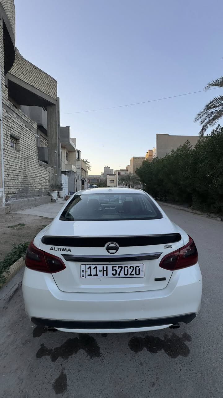 التيما 2018 sr مراوس مع مكسيما sl او بلاتينوم رقم بغداد
السيارة نظيفة وعليها ادامة جديدة 
لايتات زينون 

مواصفات sr معرفة 

شاشة كار بلي 

تدفئة كشنات  

تشغيل عن بعد 

ابواب بصمة 

ماشية 88m 

ضربة سيارة موضح بالصور 

السعر 130$ وبيه مجال بسيط


**إذا كنت صاحب هذا الإعلان وتريد حذفه لأي سبب، رجاءا أرسل رسالة إلى الدعم الفني**