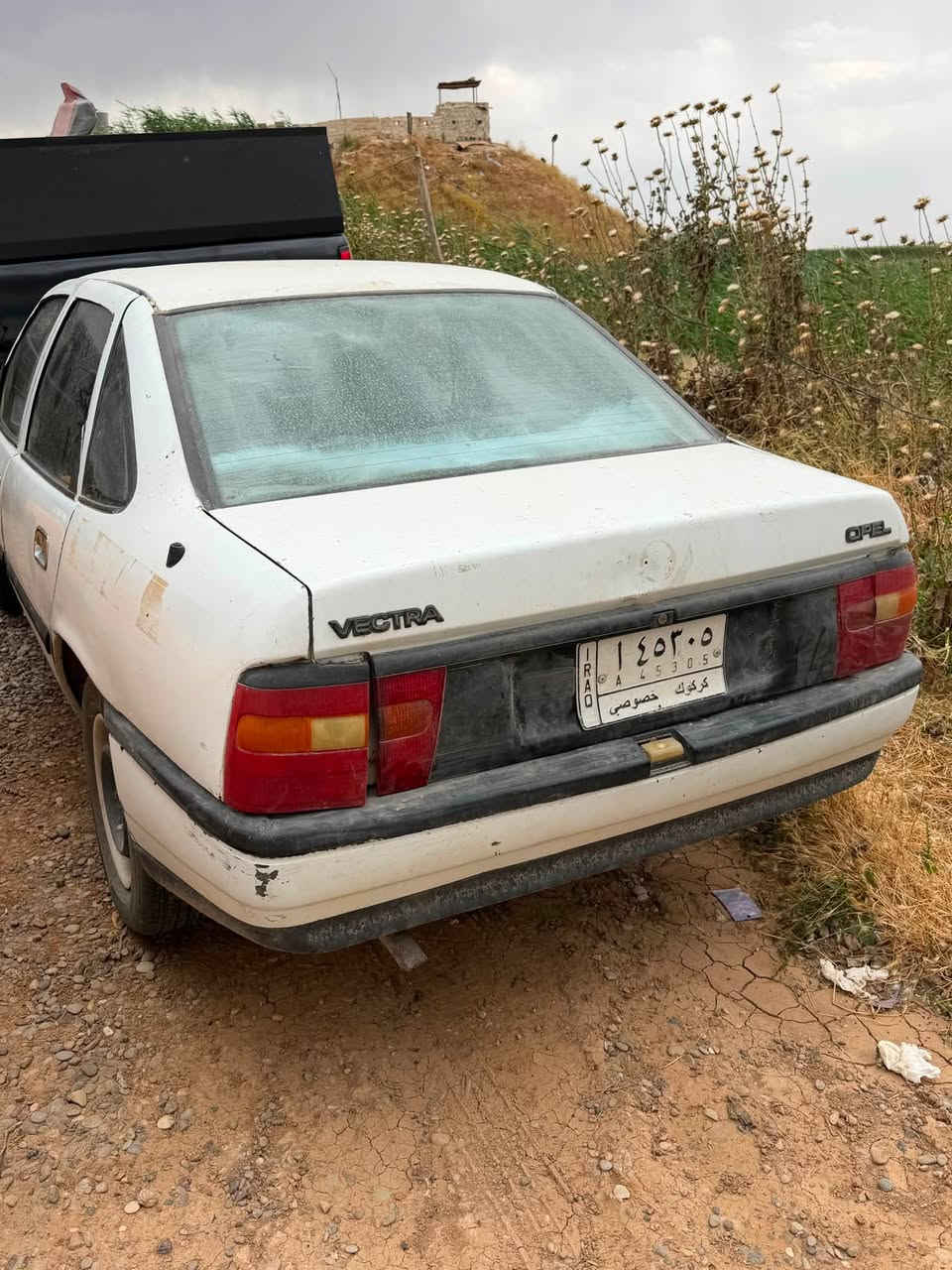 سلام عليكم اوبل فكترا موديل 90
للبيع محرك 20 جديد شرط كير شرط تحويل ثاني يوم دفتر بانزين موجود للاستفسار الاتصال برقم ***********

