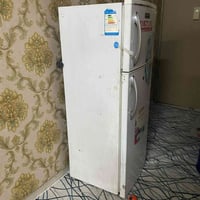 ثلاجه • مستعمل • يجي ياخذها