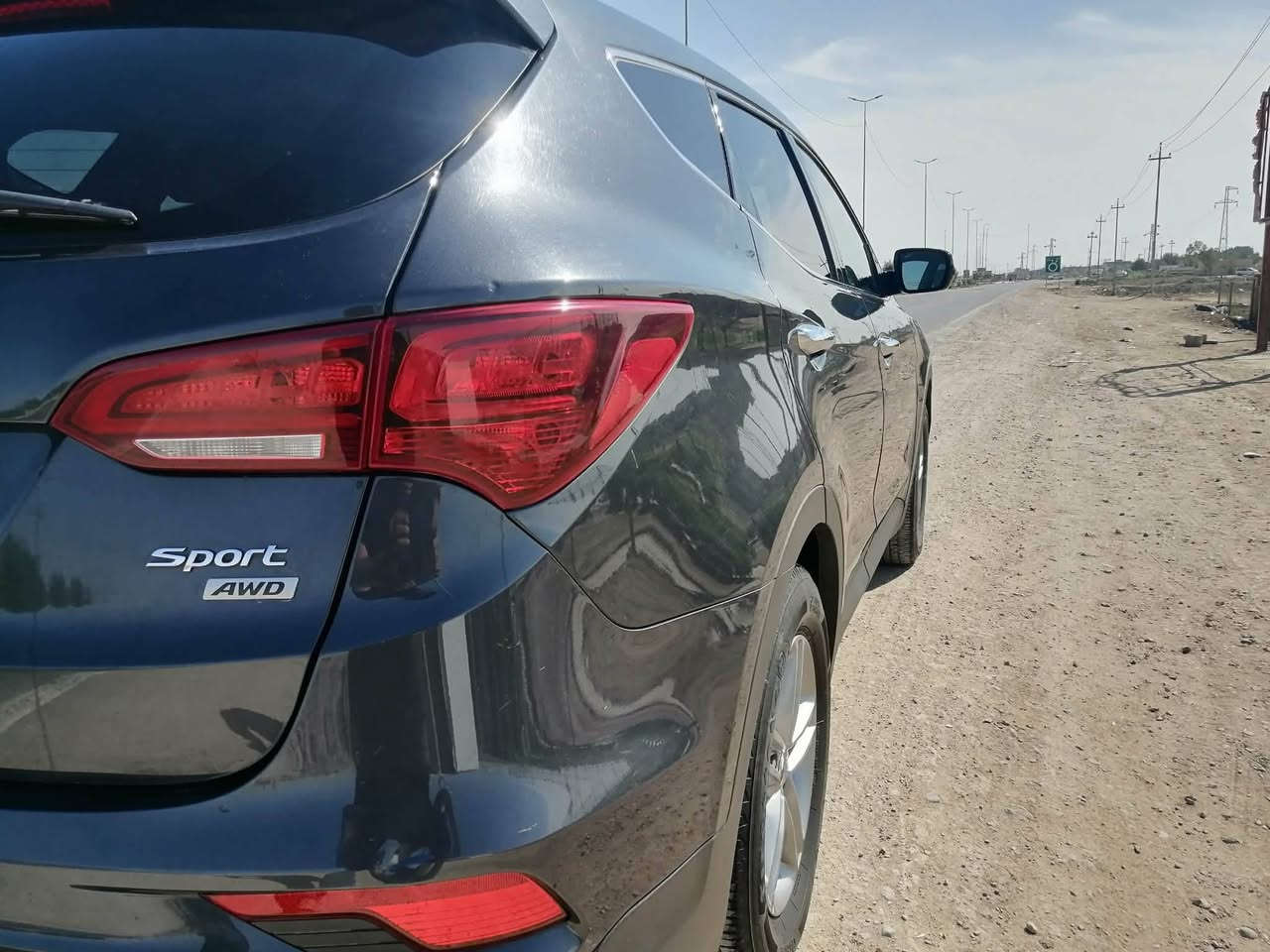 السلام عليكم مكلف بالنشر 
للبيع هونداي سنتافي 2018

السياره جديده
بااسمي تحويل ثاني يوم
رقم قادسيه
مكانها الديوانيه /البدير
مواصفات :
 تحكم ستيرن جهتين
تبريد قطعتين 
نضام ECO 
كامره 
حساس خلفي
بلوتوث اواكس 
مثبت سرعه
نضام ايكو سبورت 
ضررها بنيد فقط موضح بالصور بدون ايرباك 
مكينه Gti 2.4
مكينه كير حداديه تخم تاير جدد 
السعر 160 بيه مجال بسيط 
للاستفسار ***********
***********
