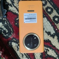 هونر X9c • برتقالي • مستعمل ٣ أشهر