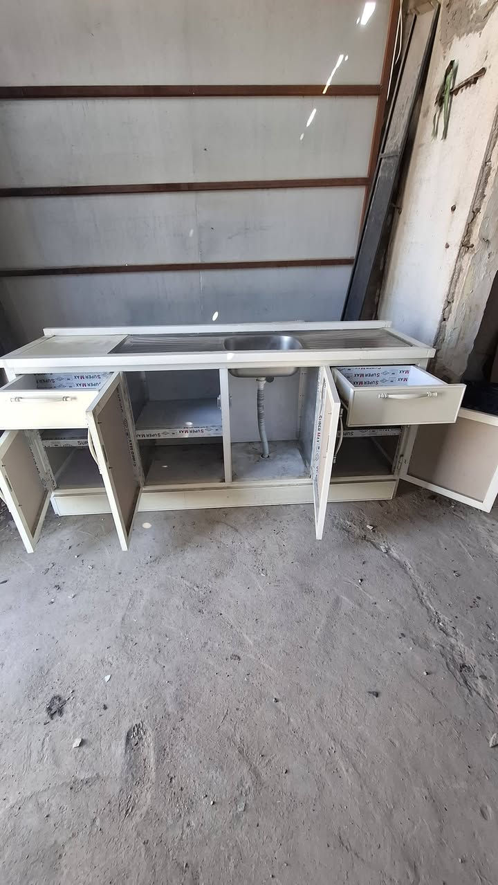 للبيع سنك قياس مترين اخو الجديد السعر ١٢٠ اتصال او واتساب 
***********
***********
