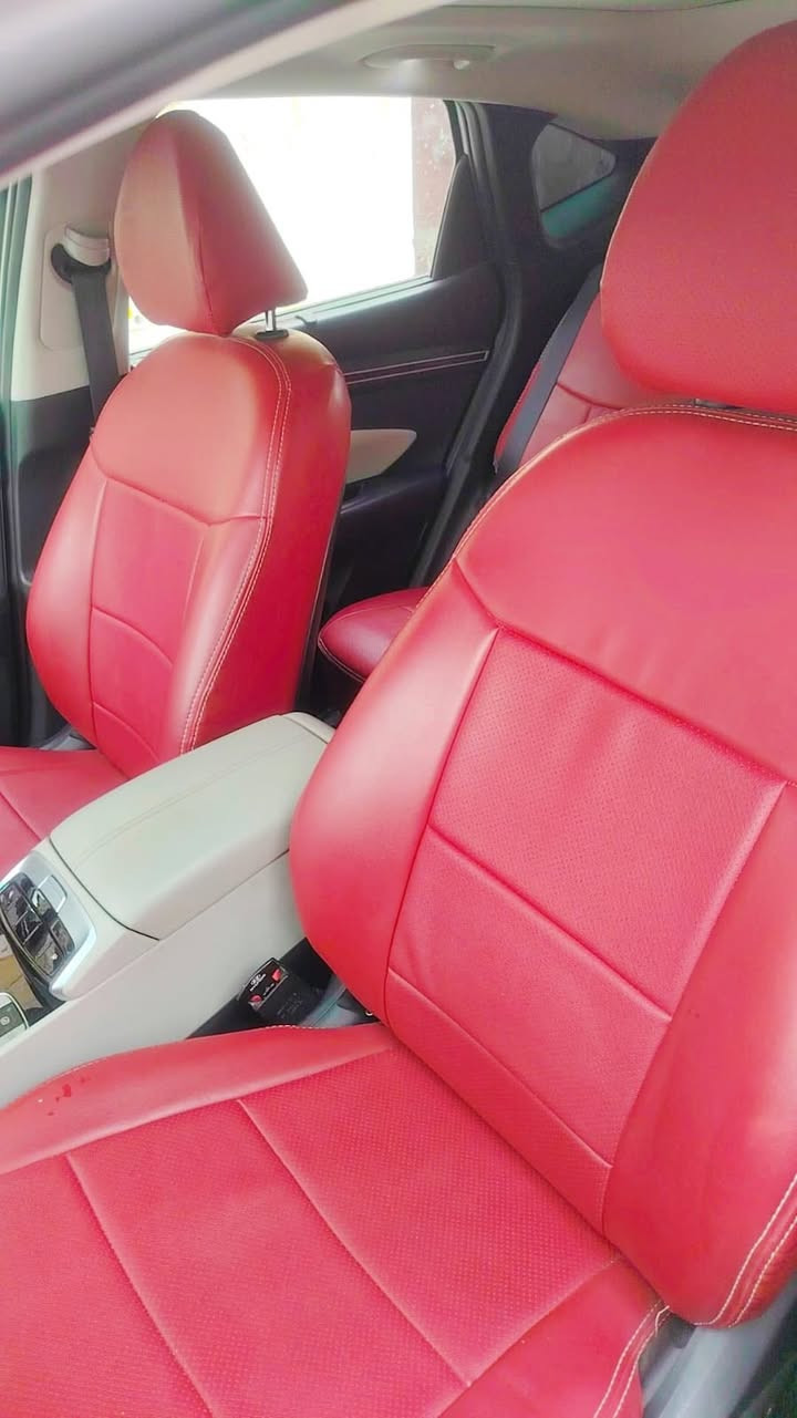 توكسان 2023  باسمي بانوراما مواصفاتها معروفة رقم بغداد كفالة عامة
من غير رصعه صغيرة بقبق صندوق بي دي ار ساحبها 

 ماشية 19 الف  عنوانها  بغداد البياع غير متواجد عل نت 

اتصل وبيك خير وتدلل ‭0770 188 8477‬

السعر 228 $
