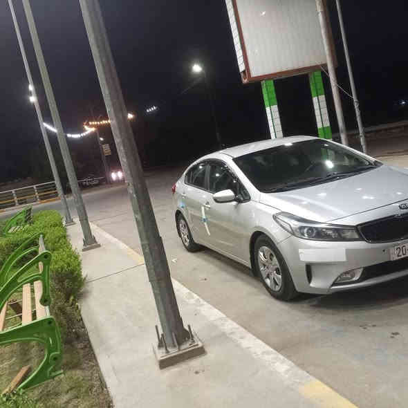 السلام عليكم كيافورتي 2017سيارة جاهزة كيرمحرك تبريد صدر تخم تاير سيارة جاهزة مناقصهه برغي شغل واطلع وين ميعجبك بيهه صبغ جاملغ امامي نصه وبنيد نصه وقبق جنطه حادثهه من امريكا السعر115للتصال***********بيع اومراوس بغداد
