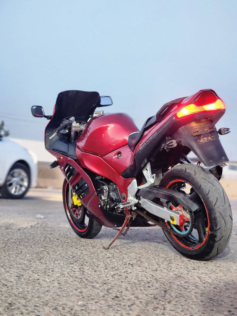 يا الله السلام عليكم للبيع دراجه بطح قرش مكينه 400 في سي قبق احمر مكينه وكير خير من الله دراجه شغاله نگره بس بيها خربطه يرادلها ادامه بلكات على تنضيف كابريترات اوراق كامله كمرك ما مدفوع بيع مستعجل السعر 1 مليون  ***********
