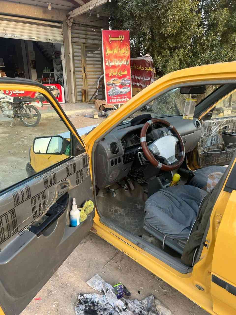 سلام عليكم سايبا للبيع مديل 13 سنويه 27 مالك نجف رقم ابيض بابل مكفول مكينه برايد ستوني شاده كير بلادي مكفول حداديه بدله صار فتره تخم تاير عنبار ريسي جديد والبريشر جديد تخم عنبار وره دسكات بنزات جدد كلشي شغال بيه كهربائيات كلشي موضح بصور سياره بيه ضربت بجم امامي مسحوب بارد وجاملغ خلفي بين بصوره. سعر سياره 22ورقه وبيه مجال للجناي يستاهله عليه 100 الف غرامه بس وهيه وصل وخط 2025. مكان سياره نجف كوفه ***********
