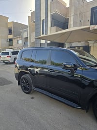 لاندكروز بلاك ادشن • مغلفه PPF • رقم اربيل