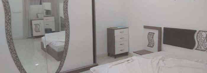 السلام عليكم 
يتوفر بيت اللايجار 
العنوان ابو الخصيب نهر خوز 
خلف مدرسة زهور بيت 200 متر على النهر ابو الخصيب البيت بناء جديد غير مؤثث غرفتين وصالة وصطح ومنورين تانكي ماي حلو وتانكي مالح وحمامين يتوفر جميع الخدمات قربه السعر المطلوب 500 الف ايجار دفع 3شهر 
ستفسار ***********
ابو عباس السيلاوي
