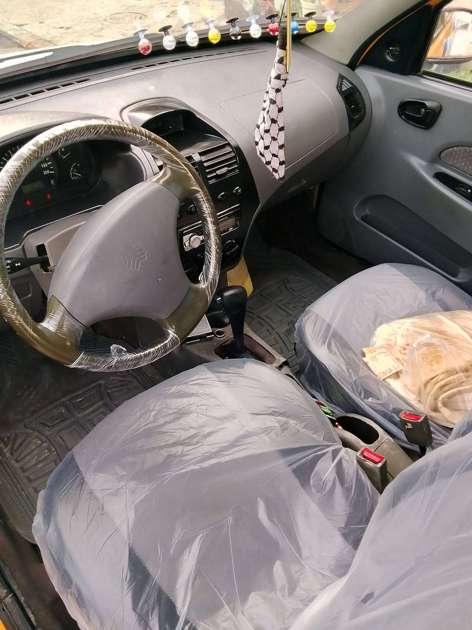 طيبة موديل 15كير محرك كفالة يارس ياباني شواصي شركة تخم تاير جديد ابو لخط لبيض تبريد  ثلج صدر امامي خلفي جديد دوشمة جديدة مصفرة هية وغرامات هزة جديدة بسمي سيارة ترايك وين ميعجبك  سعر 35 مكان بغداد حرية ***********
