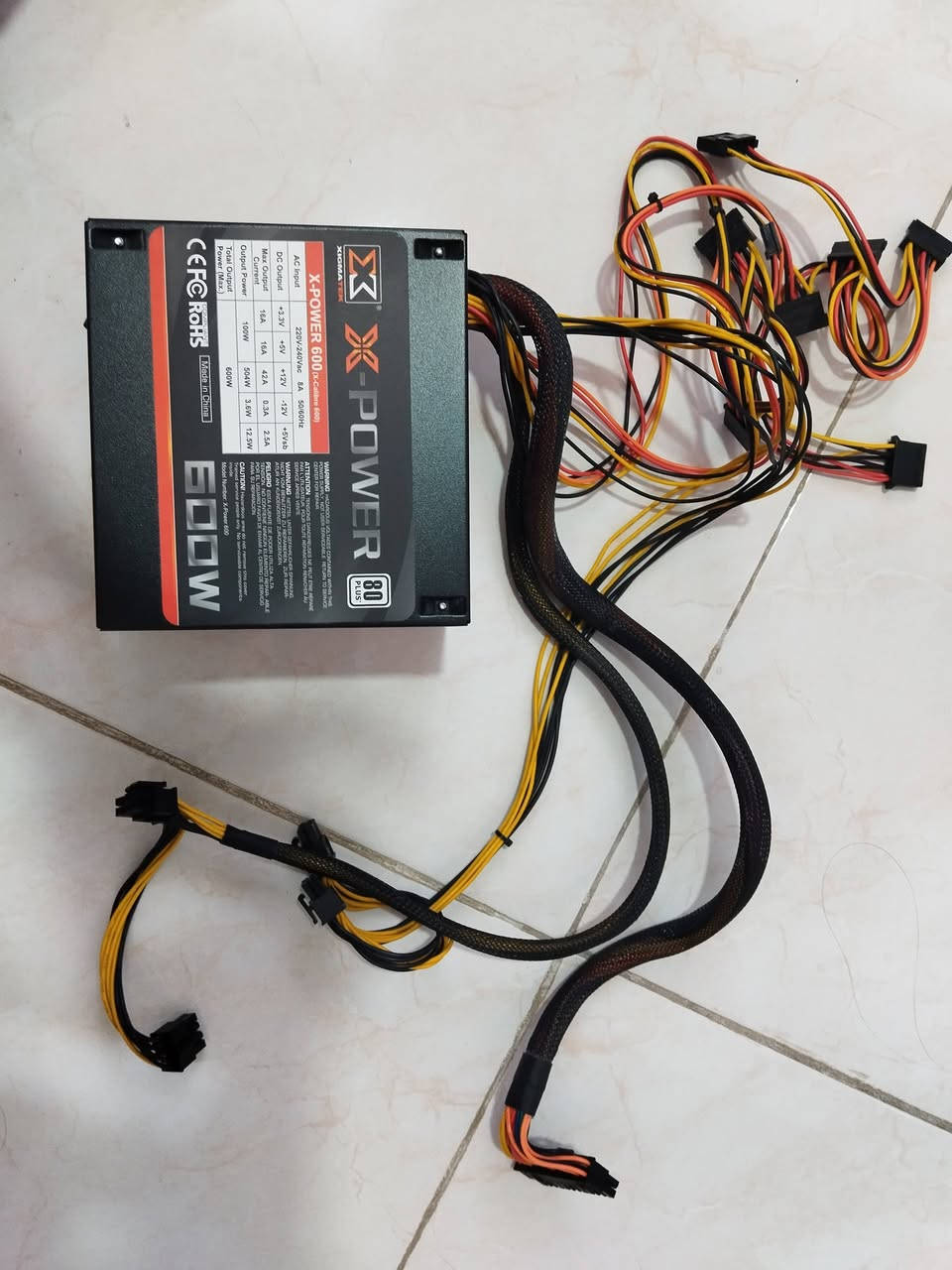 السلام عليكم
للبيع كرت شاشة نظيف Rx 6700xt 12g vram xfx swift309
من افضل كروت 2k الاقتصادية
استخدام سنتين والحراره 75 طبيعية من اشتريته جديد 
(السعر 450 الف )
للبيع باور سبلاي 600w من x-power (السعر 35) كلشي ما بي نظيف
للتواصل واتساب ***********
