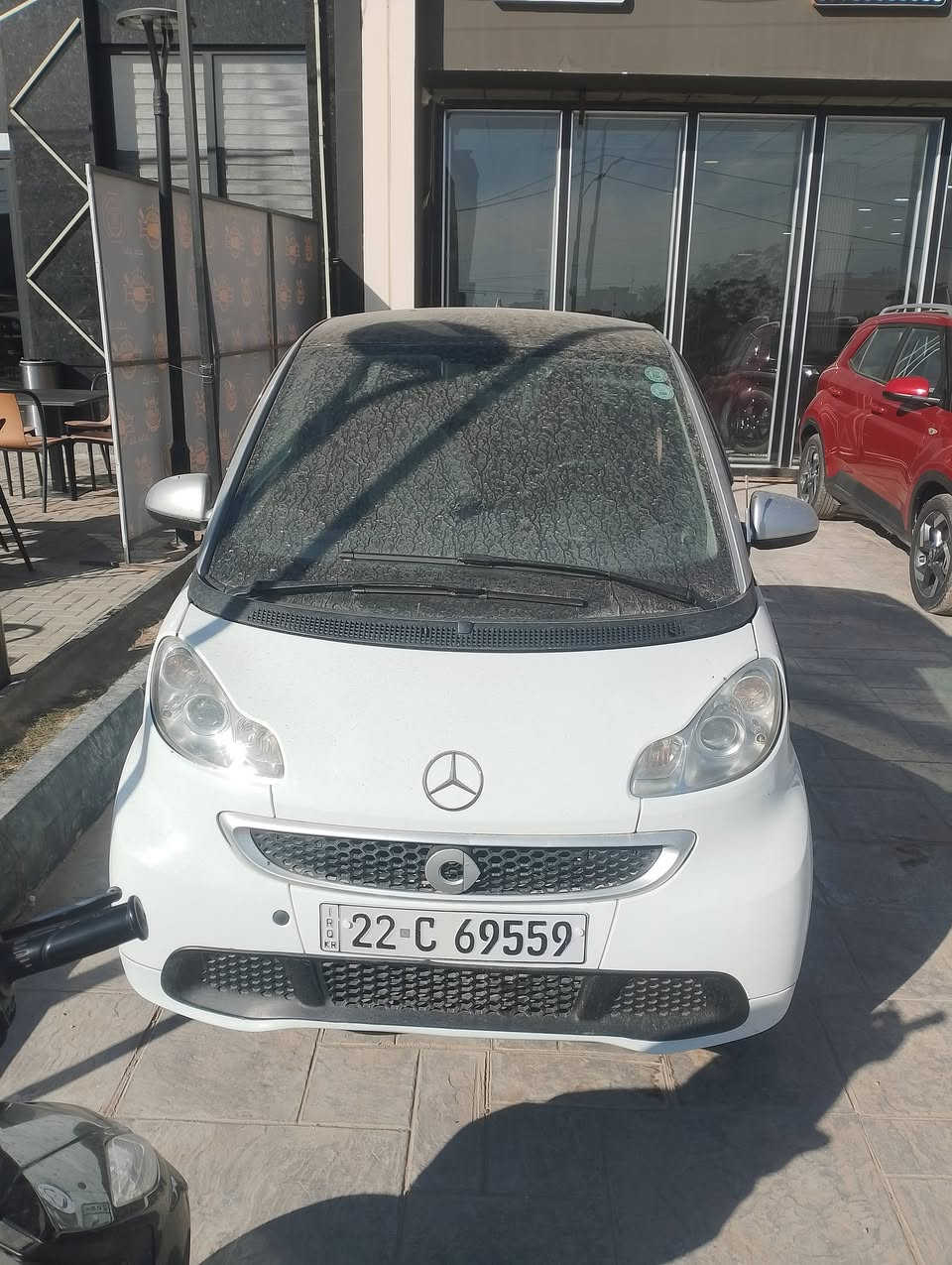 مارسيدس سمارت اصل
سياره جديده ومكفول من شخط ورصعه لون ابيض وقماره سوده سياره اربيل مكانه بل سيديه وضعيتين قياده اوتوماتيك وعادي سعره 85 وبي مجال ‏‪0786 053 9048‬‏

