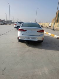 سوناتا 20 غاز بلادي رقم بغداد بأسمي بيه قطعه وحده من كوريا رش فقط بيع ...