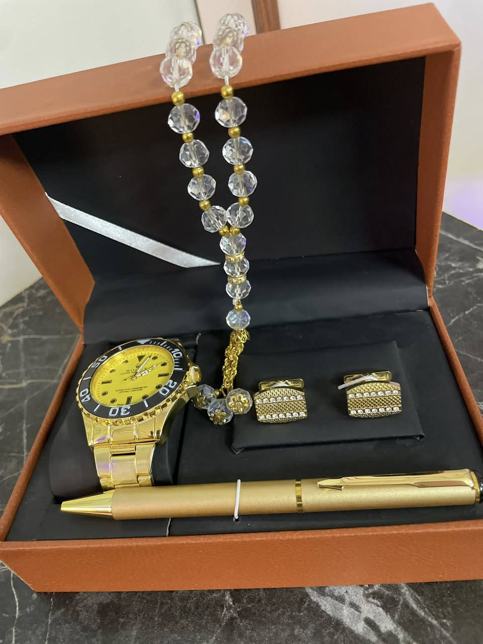 متوفر هدايا رجاليه
توصيل بسمايه الف 
الاسعار تجنن كلهن عليهن تخفيضات
⭕️✨⭕️✨⭕️✨⭕️


**إذا كنت صاحب هذا الإعلان وتريد حذفه لأي سبب، رجاءا أرسل رسالة إلى الدعم الفني**