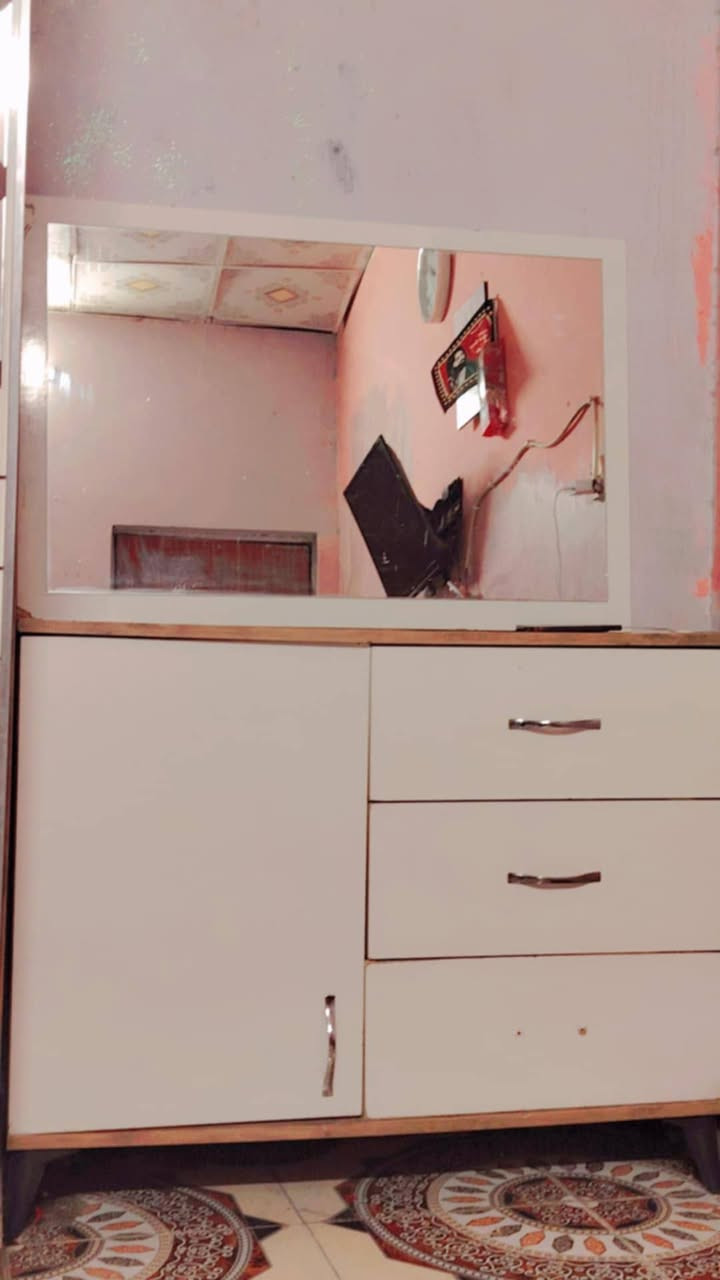 غرفة تركيه  السعر 350 العنوان كوفة براكيه وبيه مجال


**إذا كنت صاحب هذا الإعلان وتريد حذفه لأي سبب، رجاءا أرسل رسالة إلى الدعم الفني**