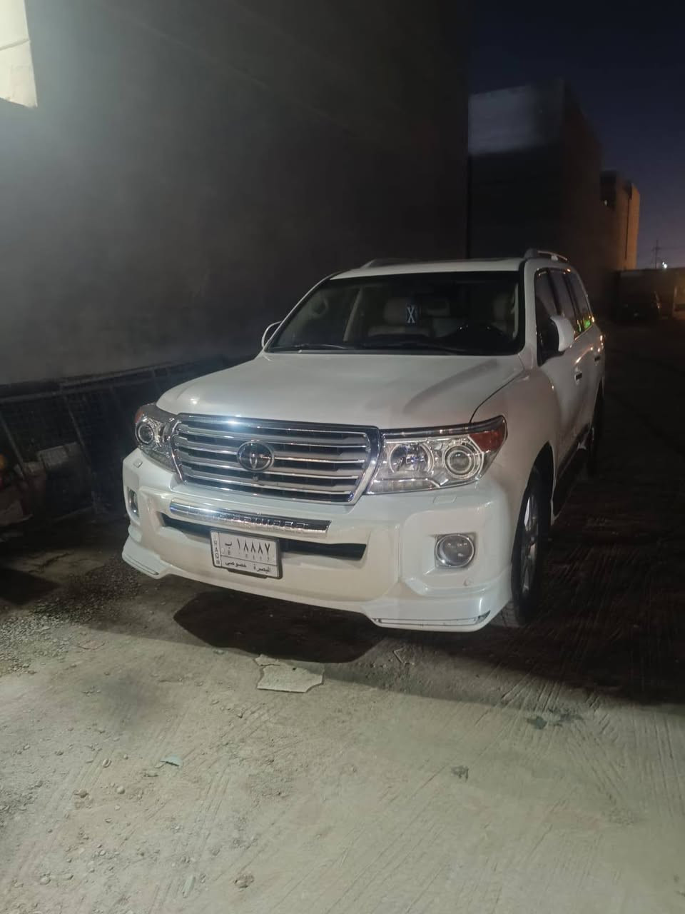 السلام عليكم لاندكروز ٢٠١٢ vxr محرك ٤٦٠٠ مواصفات لكزز
رقم بصرة مميز السيارة بيه بابين وجاملغ الامامي صبغ اثر دحجة خفيفة موجودة بالمنشور
بيع او مراوس ب لانكروز احدث
السعر ٣ شدات
مكان السيارة محافظة الديوانية ***********
