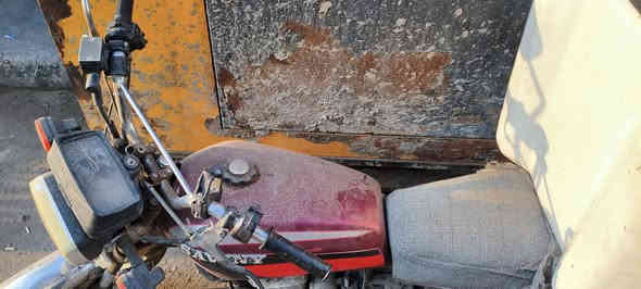 السلام عليكم دراجه ايراني 5 كير كوم حديد للبيع السعر 300 وبي مجال المكان الكسرة مقابل مصرف الرشيد ***********
