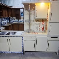 كاونتر ألمنيوم • مستخدم نضيف