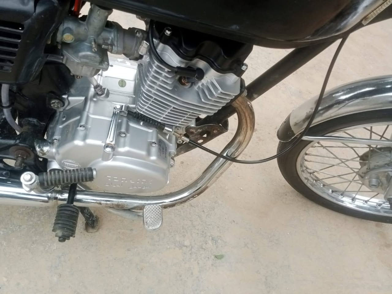 السلام عليكم دراجه للبيع كلك نامه محرك برغي ما مفتوح السعر خاص
‏‪0788 565 1267‬‏
