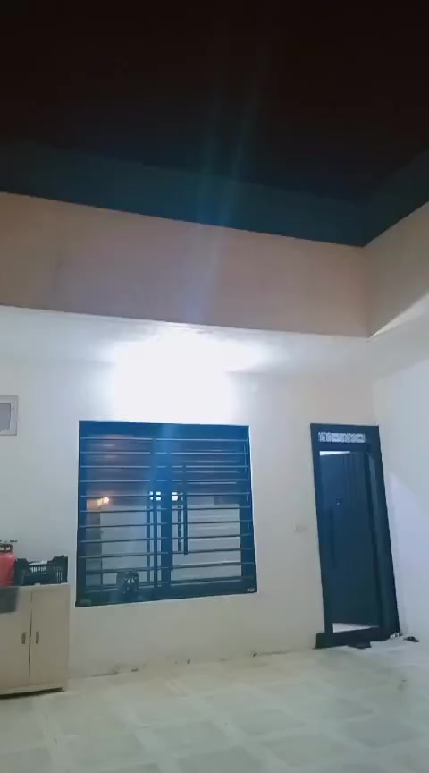 دار للبيع ٢٠٠متر حزيران قرب مجمع المدارس ***********
