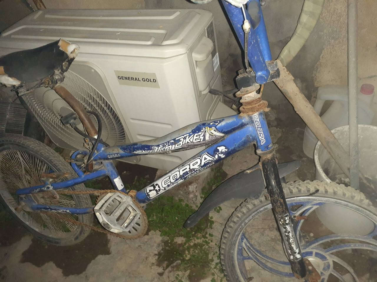 بايشكل مشاكس متروك ما بي شي فقط الستيرن بي ملعب يتصلح ونفخ تايات وصطاب السعر 33 وبي مجال


**إذا كنت صاحب هذا الإعلان وتريد حذفه لأي سبب، رجاءا أرسل رسالة إلى الدعم الفني**