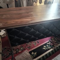 ميز خشب لبييع طول متر ونص عرض متره  السعر 75 للاتصال 07850872164