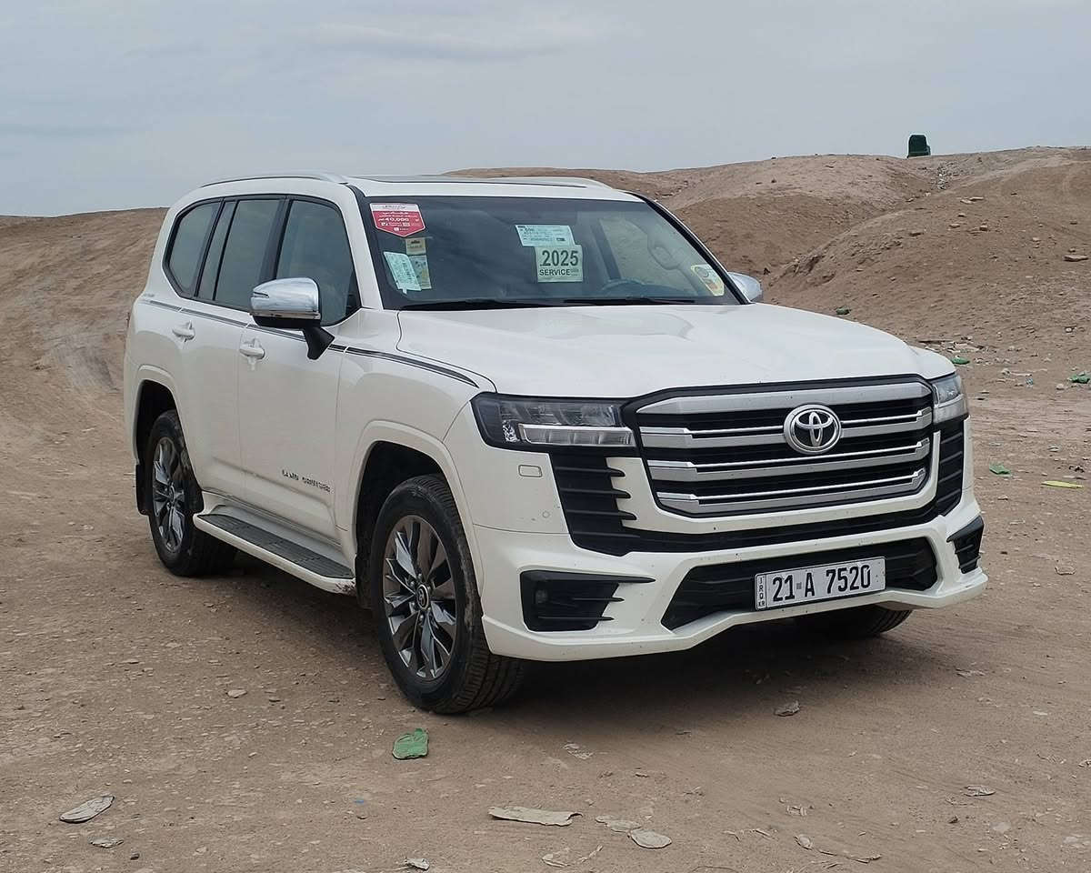 سلام عليكم من رخصت مدير الكروب سياره الاندكروز موديل 2024 ساز ماشيه ٢٣ الف مقلفه سياره لا شخط ولا رصعه سياره مكفوله كفاله عامه من كل نواحي تحويل مباشر ٣ شاشات رقم سليمانيه مميز مكان سياره بابل جبله سعر 68 يعني ٦٨٠ نتصل ودلل /***********
