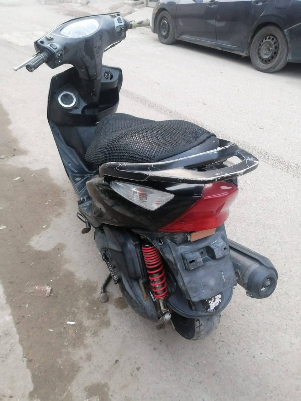 سلام عليكم دراجه ماكس ثعلب نضيفه جدا كامله السعر 450 وبيه مجال السكن بغداد حي الجهاد ***********
