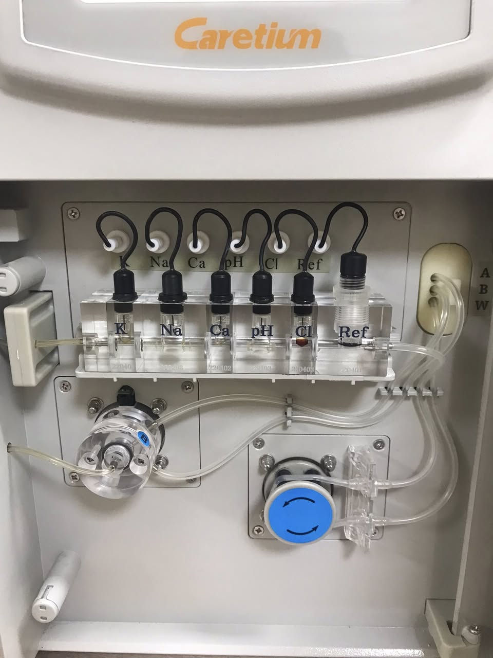 جهاز Electrolyte للبيع مشتغل فقط ٤ كتات الجهاز جديد كلش بضمان الشركة موجود في كربلاء للتواصل واتساب *********** او الاتصال
