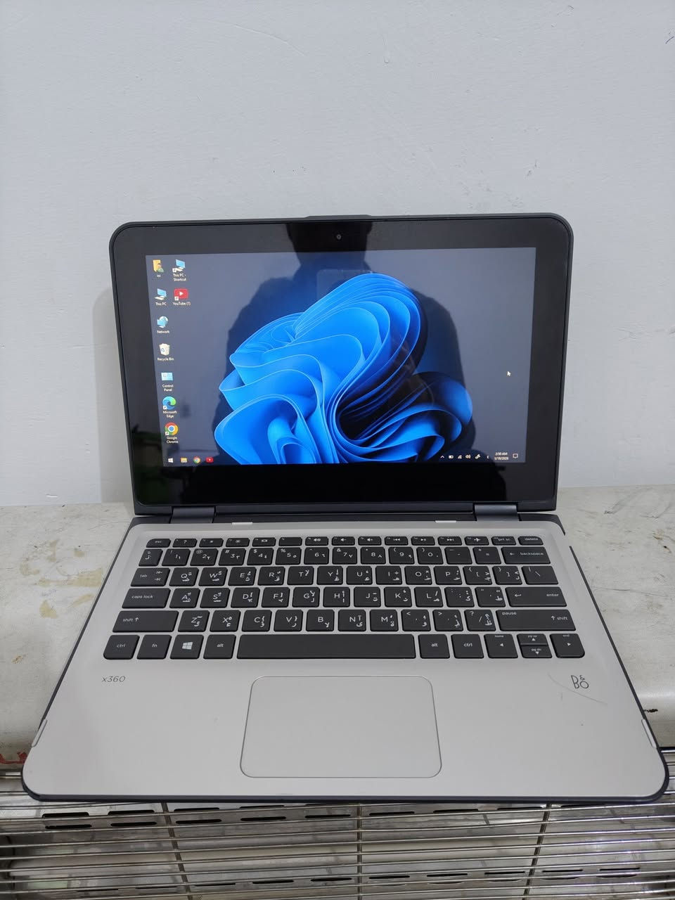 HP x360 310 G2 لابتوب 

لمس وقلاب 360 هوه ايباد وهوه حاسبه شي حلو ومرتب وهم شي مو كروم  من شركه HP اصلي غير مقلد 

معالج.        Intel® Pentium® Processor N3700 
هارد 128  SSD M2 ااسرع من SSD
RAM 4
كارت شاشه داخلي   2G Intel متصل 
بطاريه من 3 إلى 8 ساعات كضمان انطي 3 ساعات 
كيبور عربي نكليزي 
فقط ملاحضه بسيطه اكلك ايمن مال ماوس  الي هوه بل كيبورد ميدوس 
سعر 100 الف مع توصيل مكاني بغداد الي يحب يجيني 
وتساب أو تصال مازنجر ما عندي 
رقم ***********
